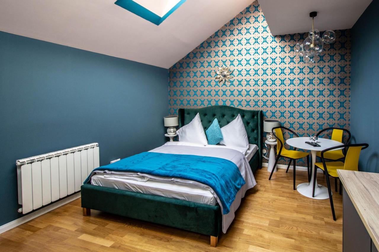 Bourgeois Apartment In Cultural Heritage Building By Ruterra Praha Exteriér fotografie