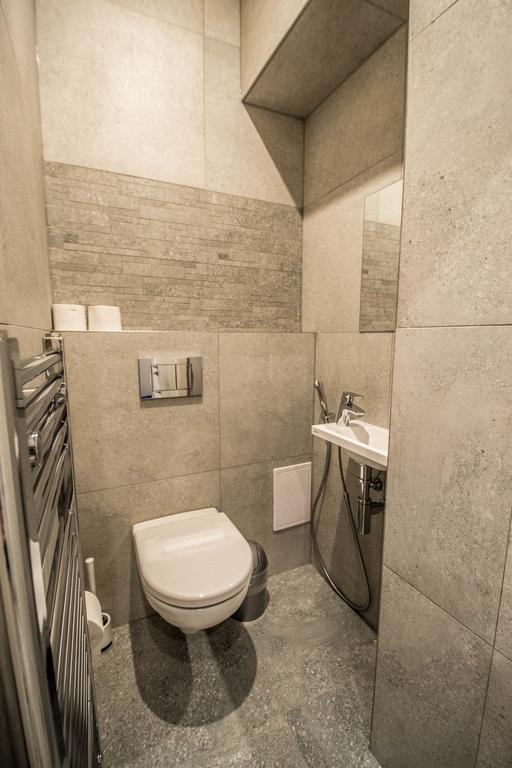 Bourgeois Apartment In Cultural Heritage Building By Ruterra Praha Exteriér fotografie